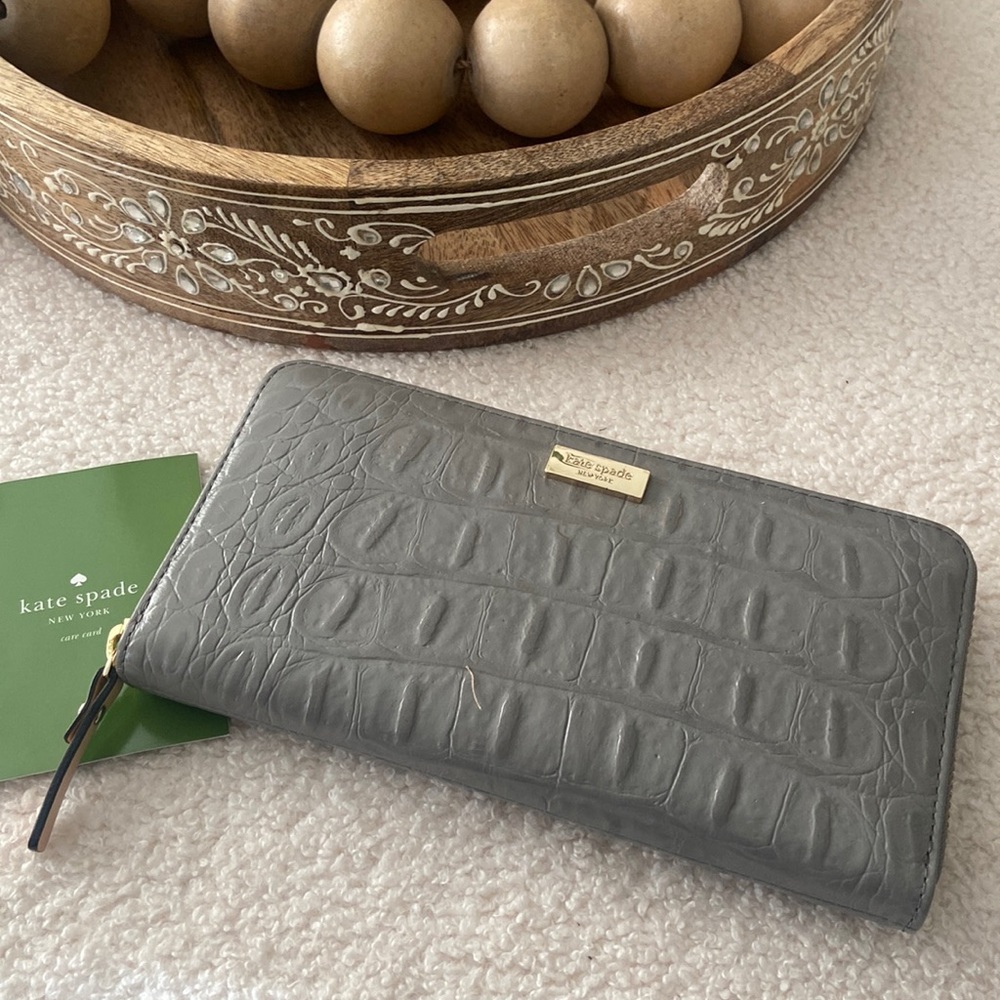NWT Kate Spade Wallet